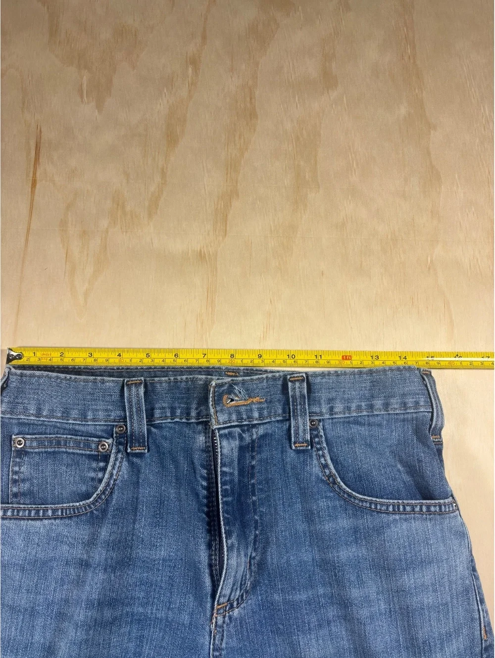 Carhartt Straight Fit 30x32 Jeans.  5- Pocket Tapered Jean. Carhartt